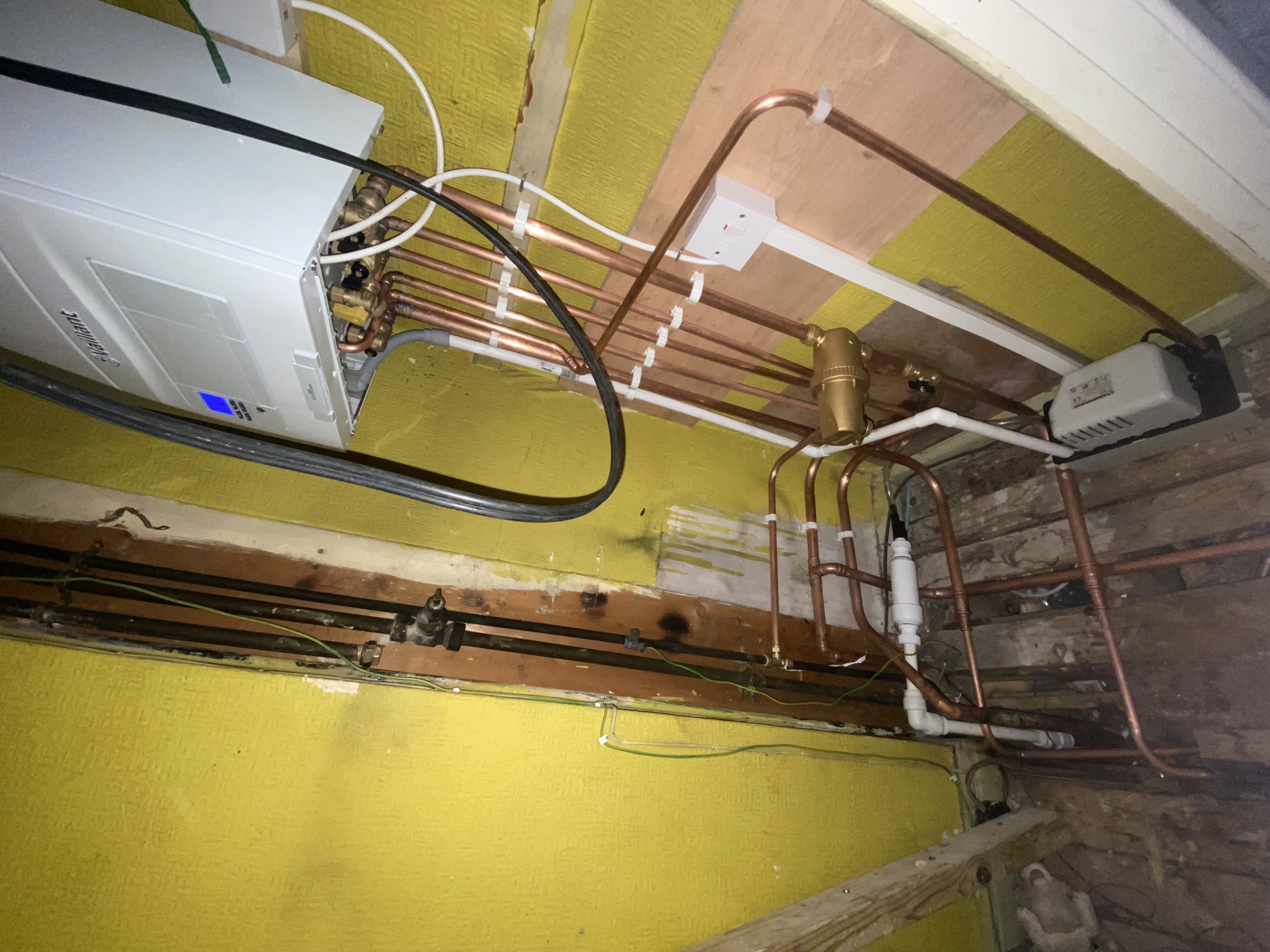 Real Vaillant boiler installation with neat copper pipework by FlameTec